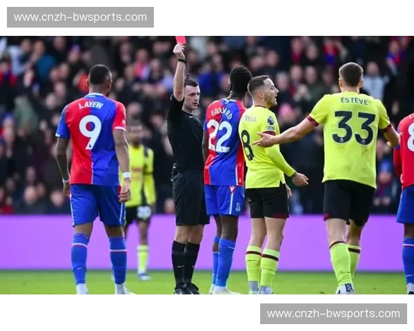 曼城主场三球完胜西汉姆联 二月赛程保持全胜领跑积分榜